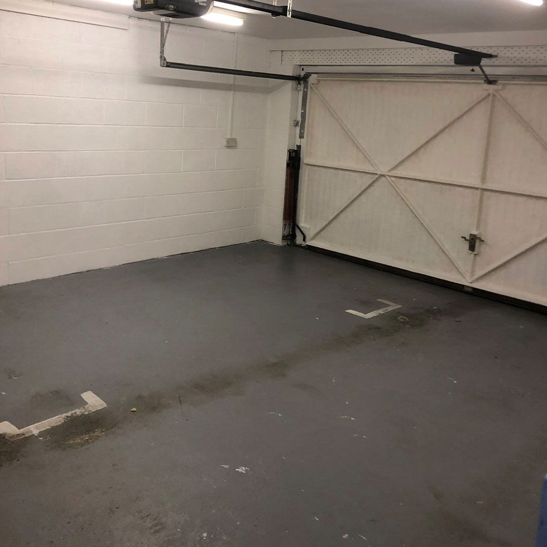 Double Garage Before Image 2
