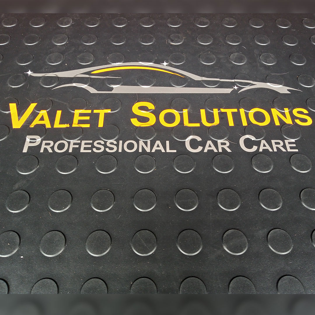 Valet Solutions Professional Car Care Logo
